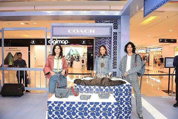 Coach Hadirkan PopUp Store Ala Stasiun Kereta Bawah Tanah New York di Grand Indonesia. (Dok. Coach)